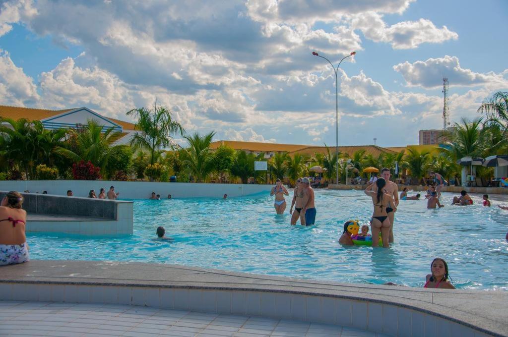 Hotel Lacqua Diroma -Cn Hospedagem Caldas Novas Exterior foto